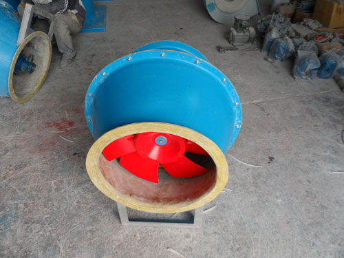 玻璃鋼斜流風機展示